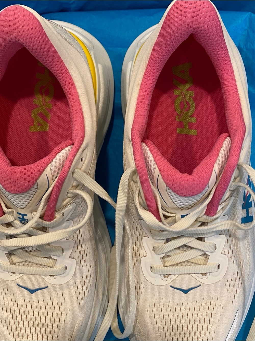 Hoka women’s Bondi 9 running walking shoe alabaster birch 7.5D brand new unworn - Picture 5 of 12